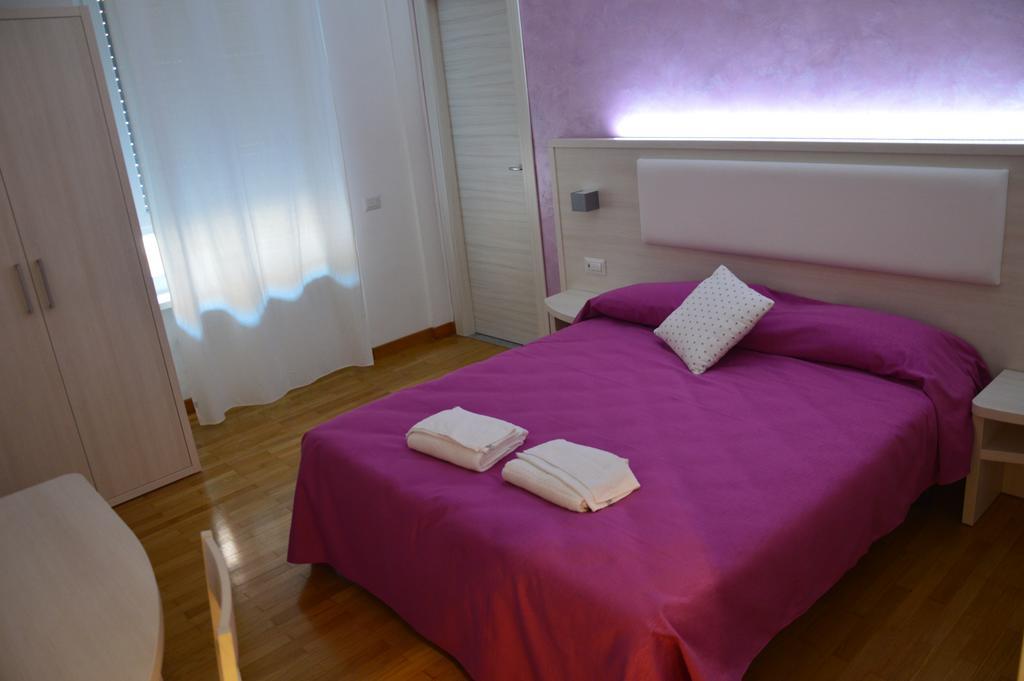 โมเมนติ โรมานี เบดแอนด์เบรคฟาสต์ Bed & Breakfast ภายนอก รูปภาพ