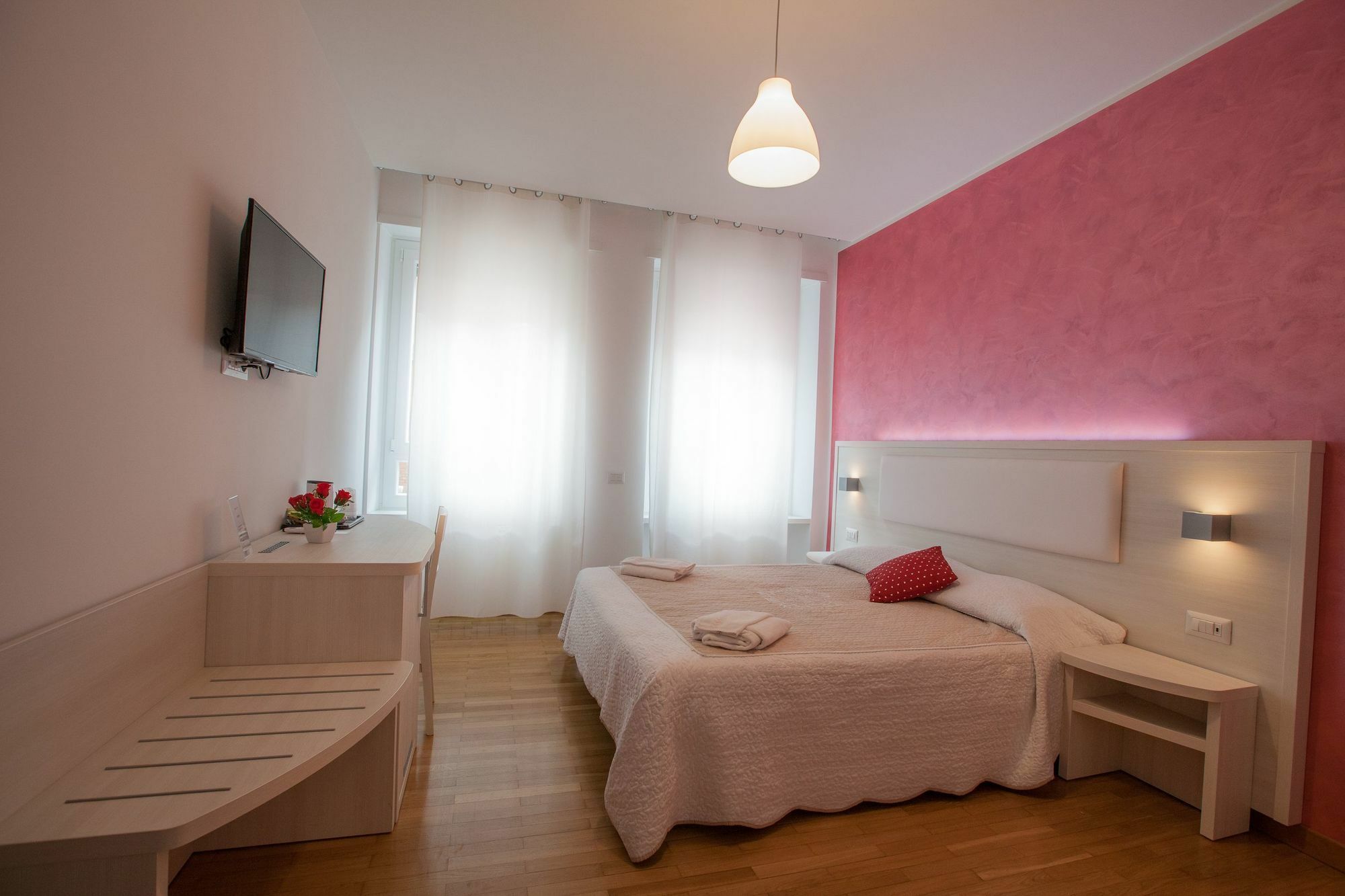 โมเมนติ โรมานี เบดแอนด์เบรคฟาสต์ Bed & Breakfast ภายนอก รูปภาพ